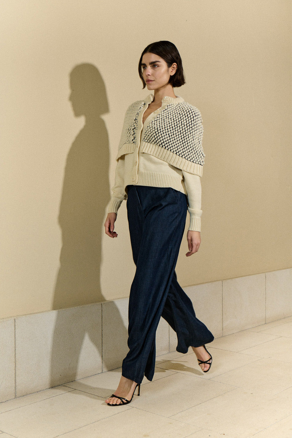 Bubble knit jacket-cape