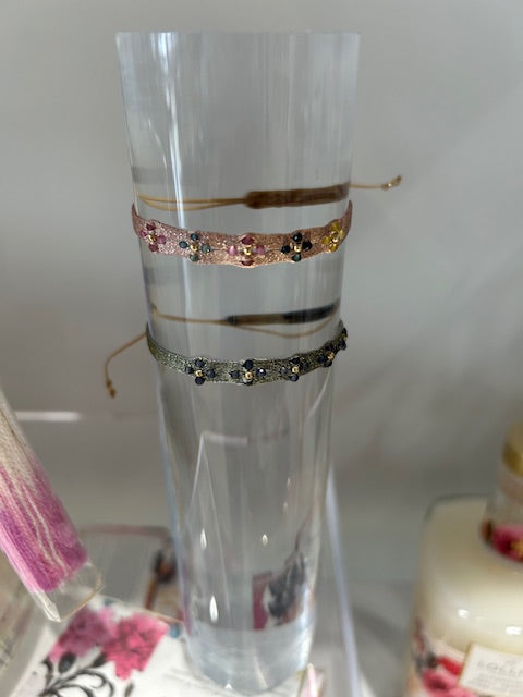 MT 80 Blossom 5 Stone Flower Bracelet