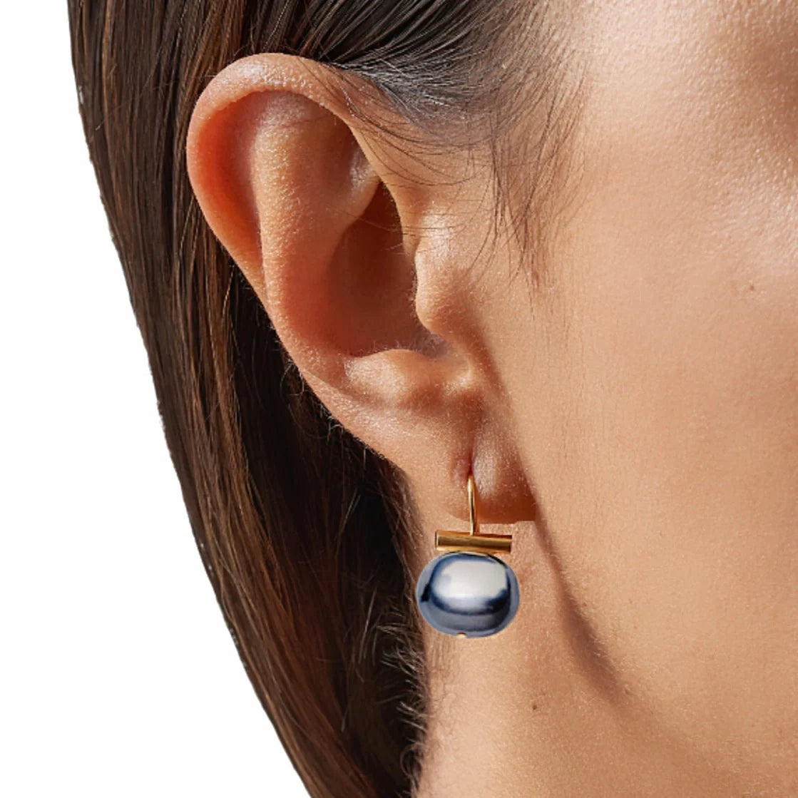 Baby Pebble Pearl Earrings