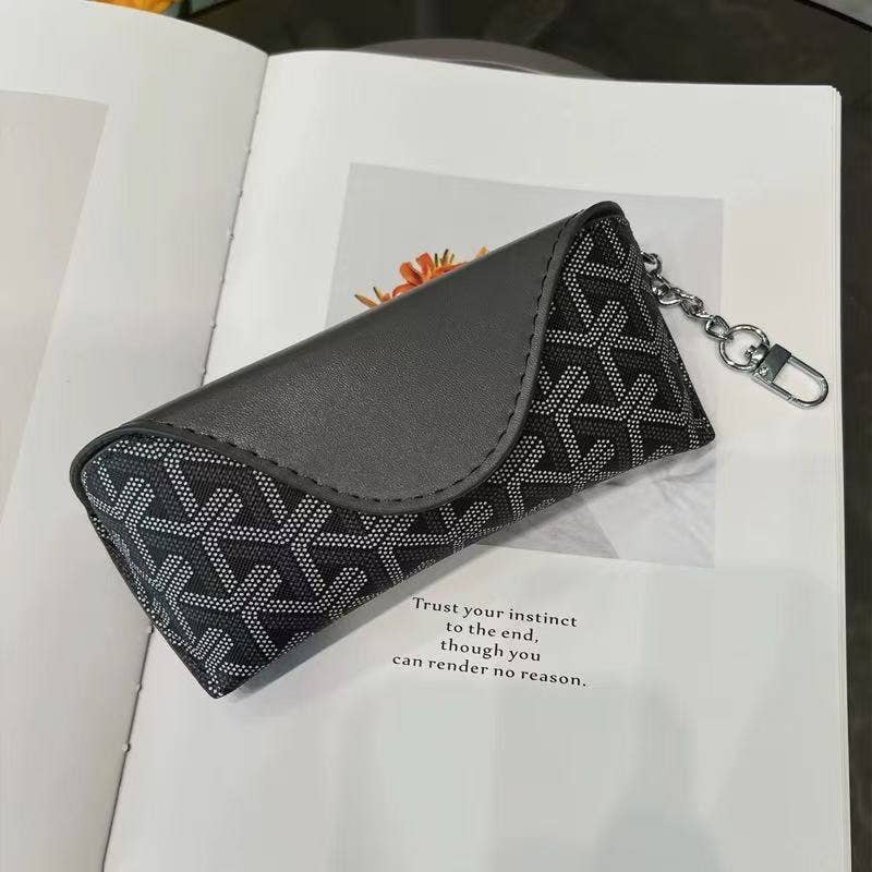 Travel-Friendly Glasses Case with Keychain Clip - Gifts