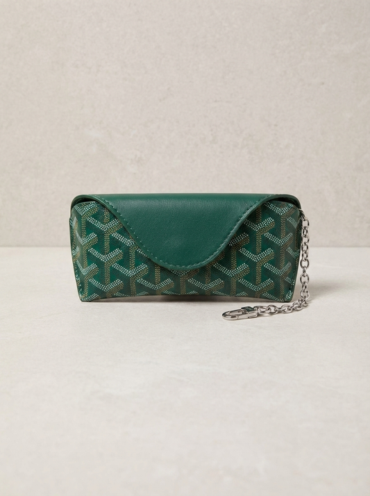 Travel-Friendly Glasses Case with Keychain Clip - Gifts