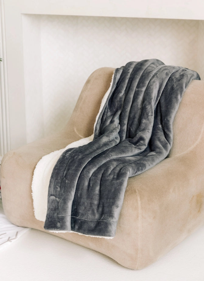 Soft Plush Sherpa Blanket Grey - Thumbnail 2